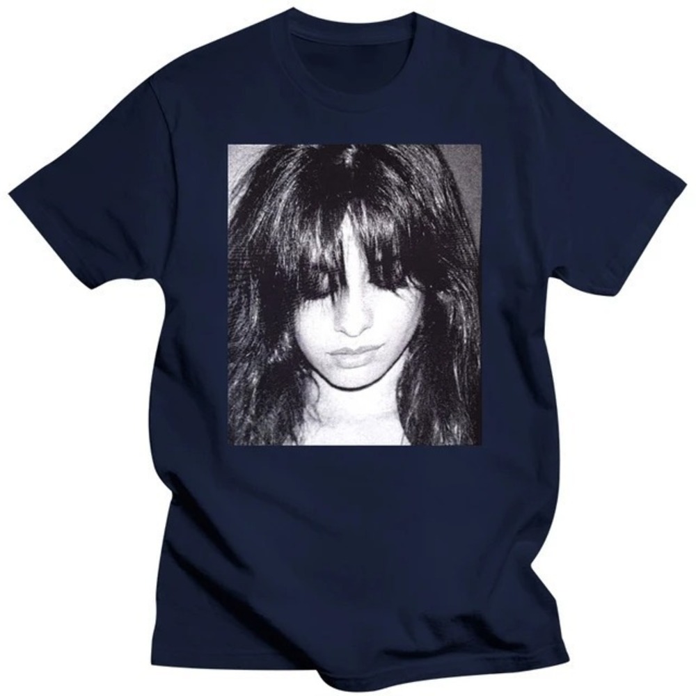 Camilla Cabello T-shirt Preta